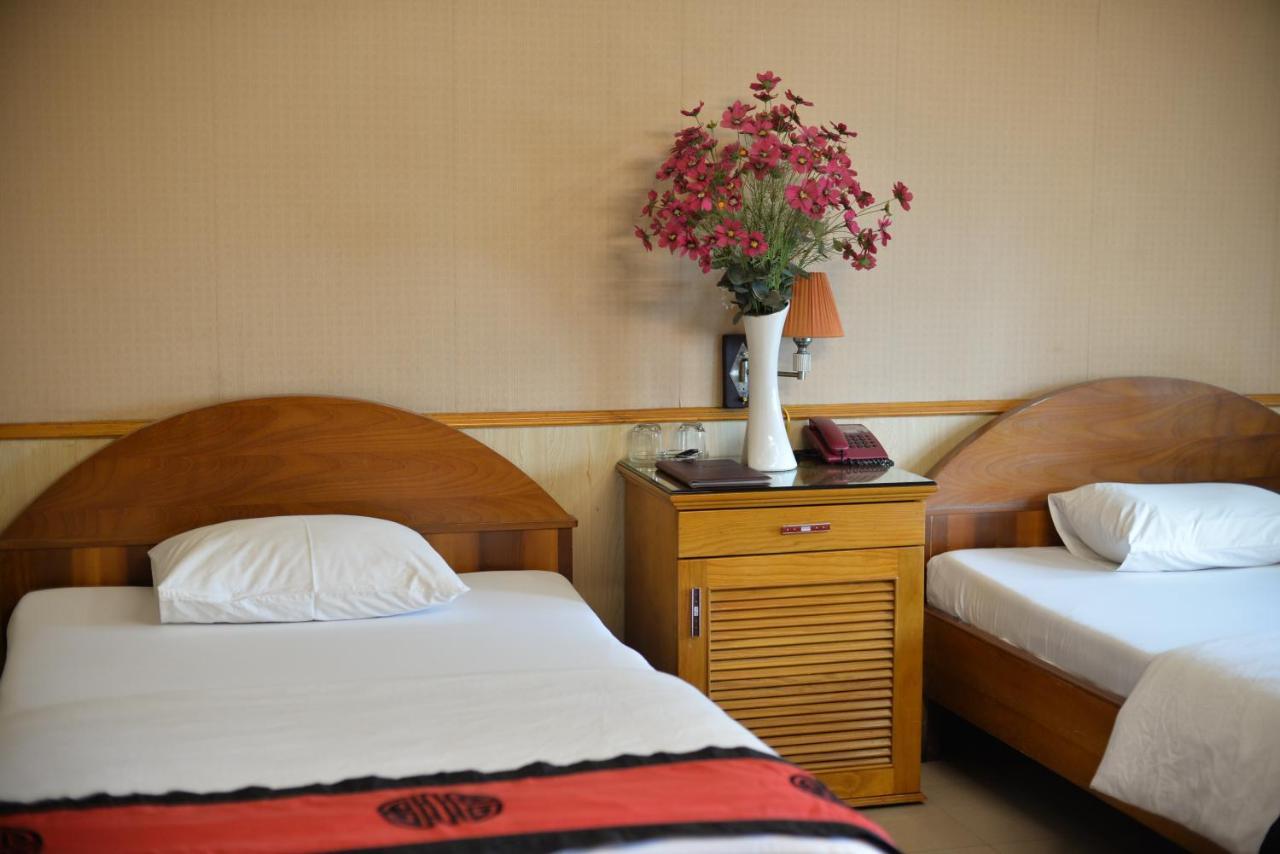 Valentine Hotel - Hong Ha Hanoi Eksteriør billede