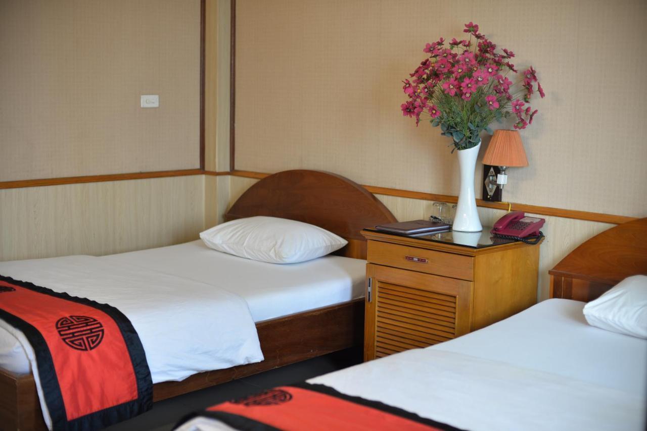 Valentine Hotel - Hong Ha Hanoi Eksteriør billede